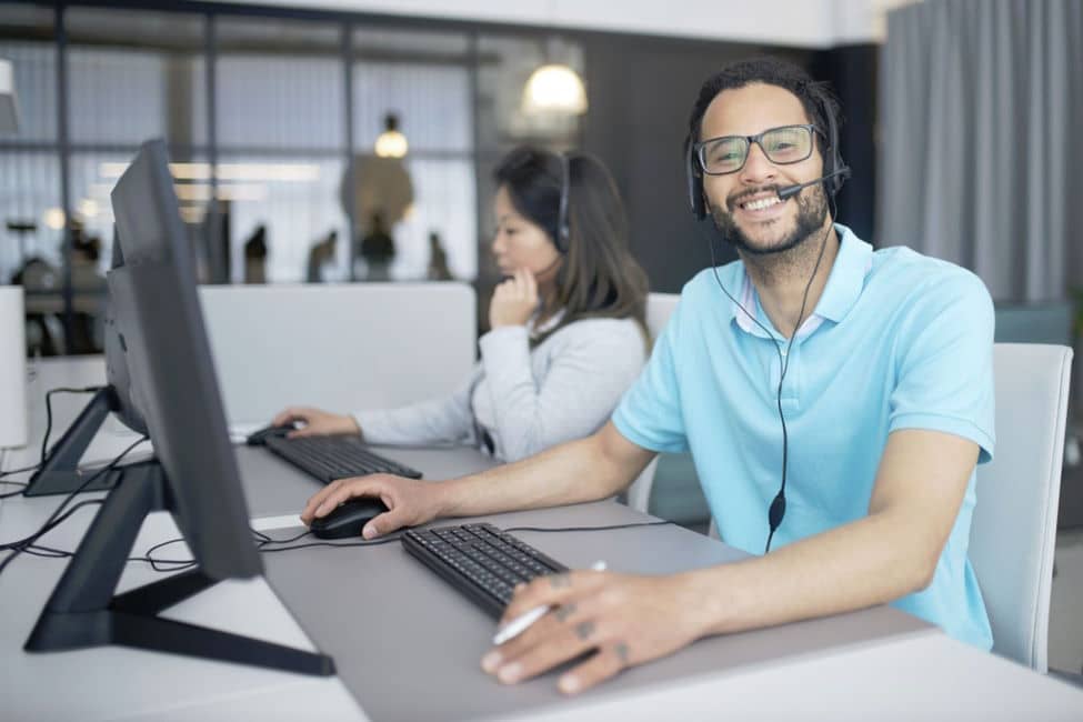 5 Easy Tips for Better Customer Service by Phone (Implement These Today)