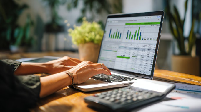 8 Bookkeeping Practices That Help Doctors Maintain Financial Stability