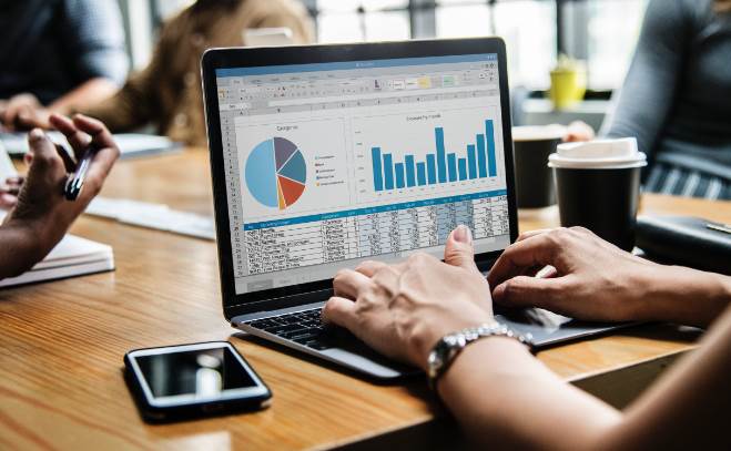 how to track app engagement