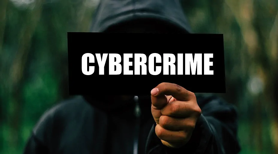 Protect Yourself from Cyber Crime By Using Cyber Safety