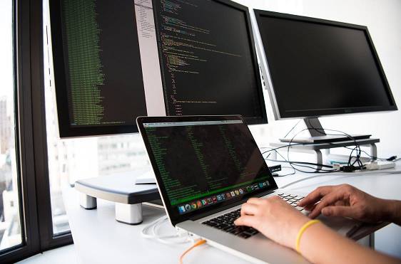7 Essential Programming Mistakes to Warn Students About