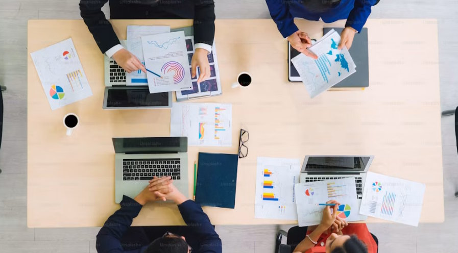 B2B Wholesale Digital Portals: Best Practices for Manufacturers and Distributors