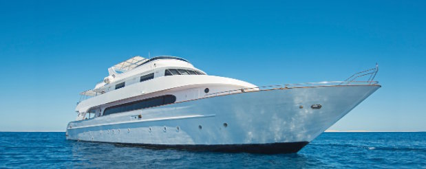 Choosing the Right Yacht Charter Company for Your Miami Adventure