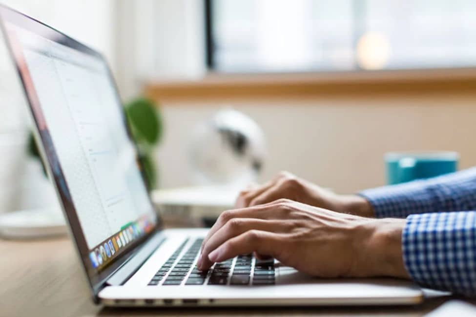 Comparing Features: Windows 11 Home vs Pro Edition - A Comprehensive Review