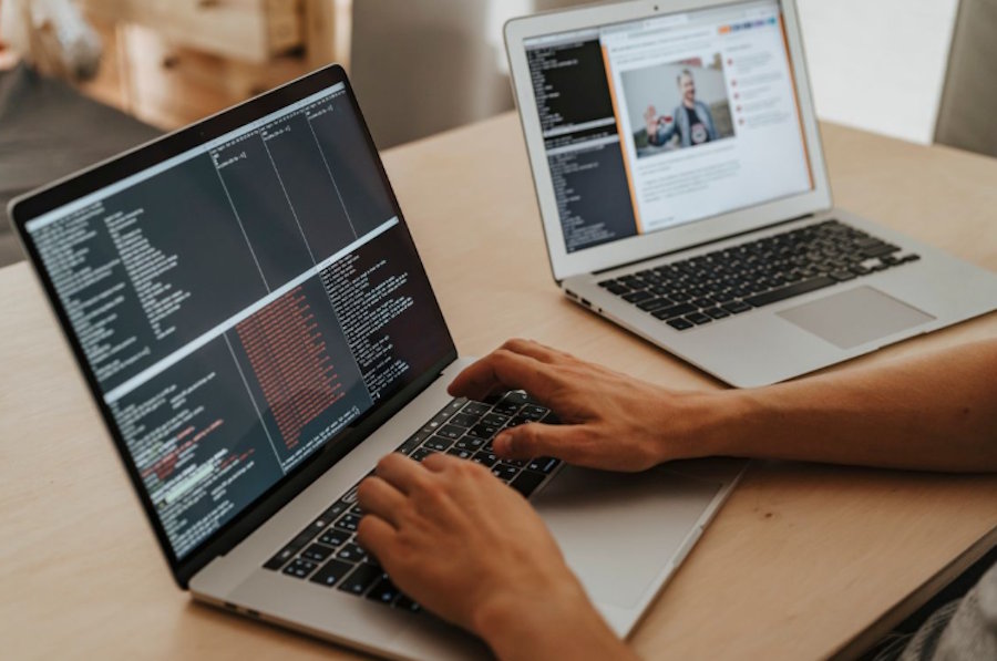 How Hardware Programmers Are Streamlining the Smart Device Refurbishment Industry