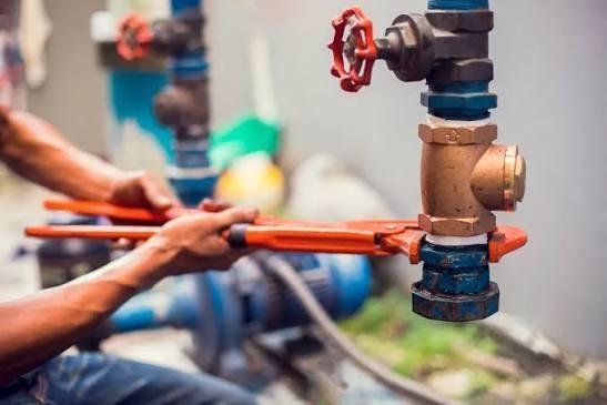 How Professional Commercial Plumbing Services Protect Sacramento Businesses
