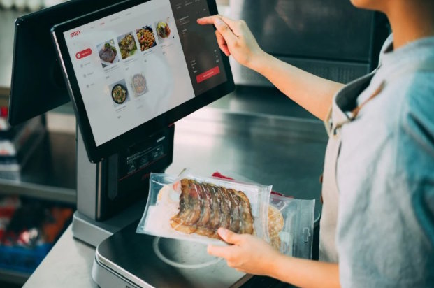How Restaurants Are Using AI to Improve Customer Experience