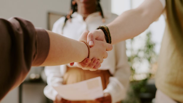 How to Hire a Marketing Expert: 6 Essential Skills to Check