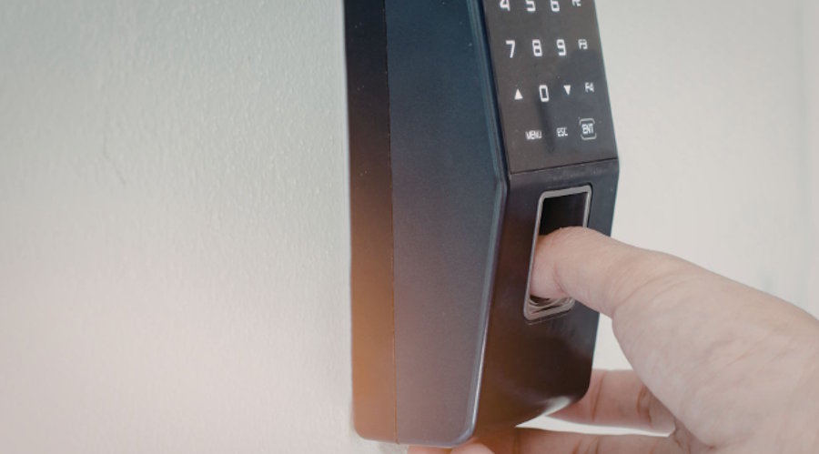 Why Are Businesses Moving to Electronic Access Solutions?